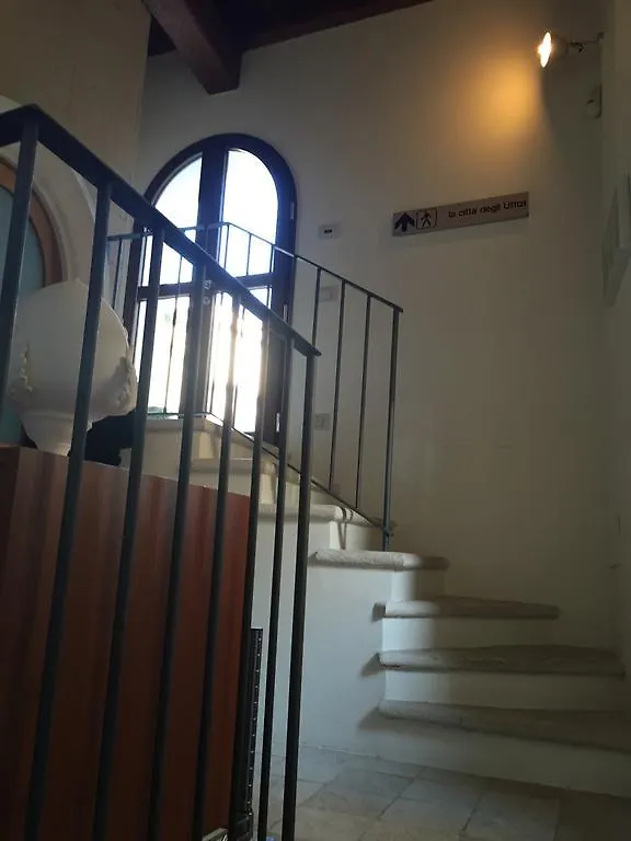 Casa Torre Di Mactheus Petraro Apartment Giovinazzo
