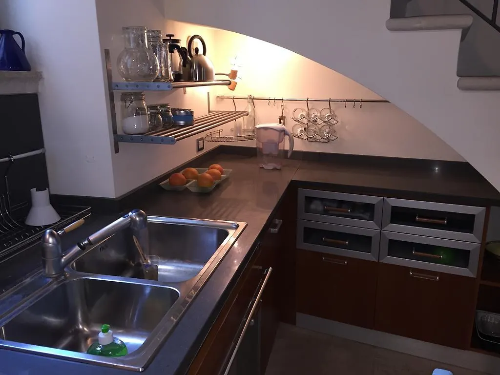 Casa Torre Di Mactheus Petraro Apartment Giovinazzo Italy